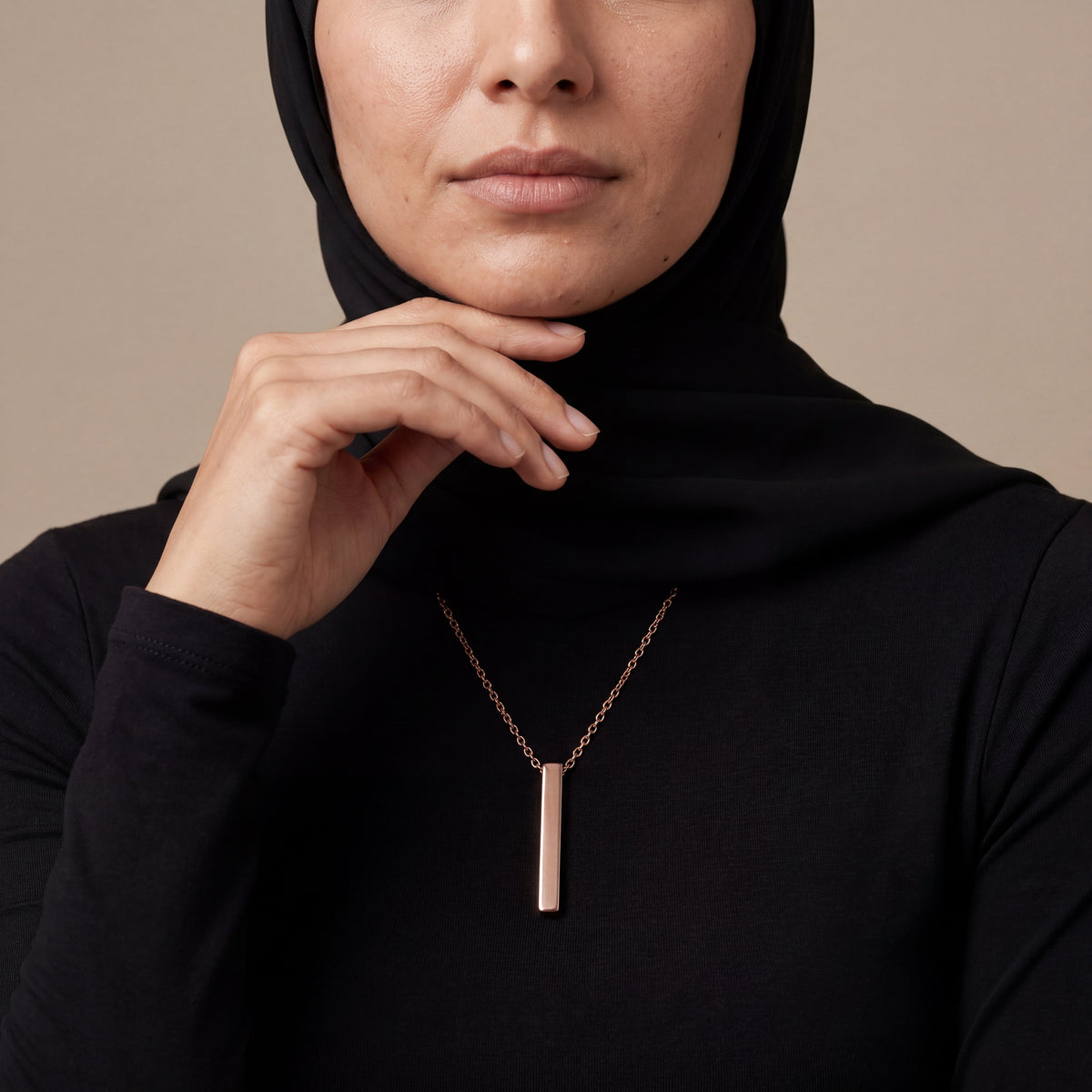 Noor Bar Necklace VIP