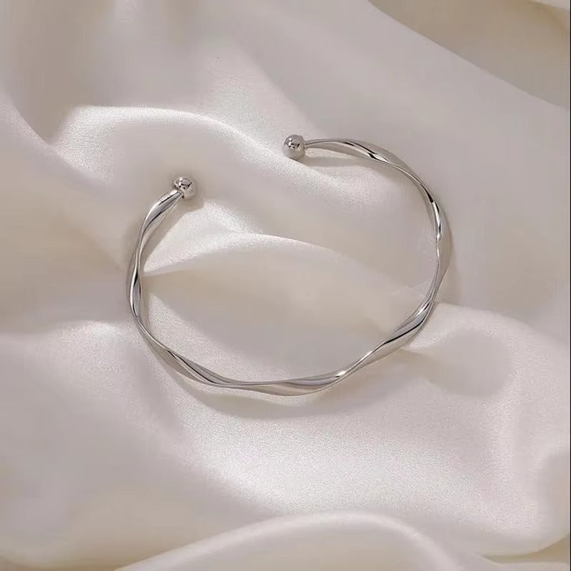 Barakah Nourae Bangle